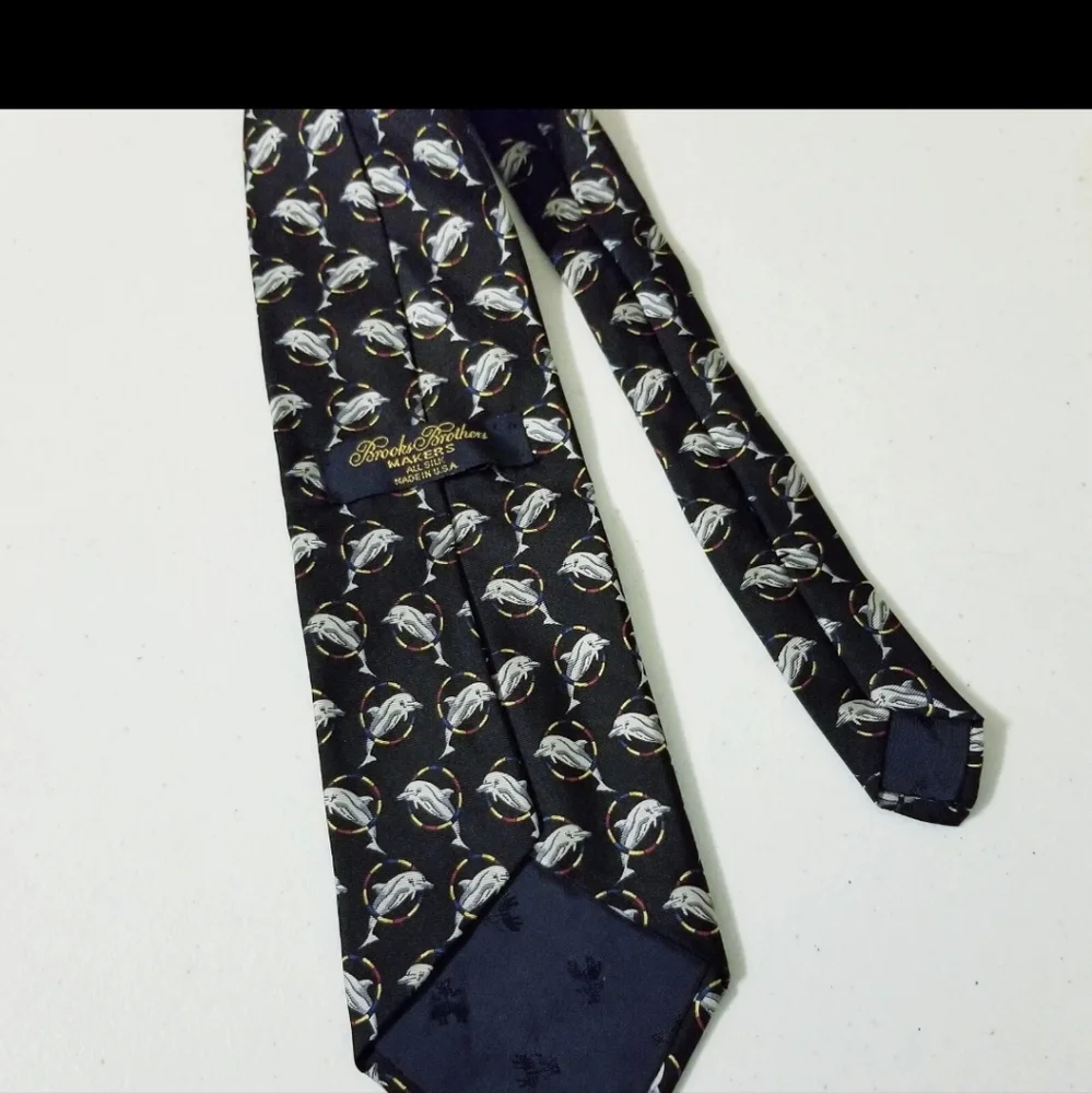 Brooks Brothers Men's Silk Tie Dolphins Hoop 55 In Classic